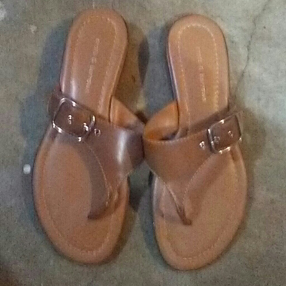 Sandles
